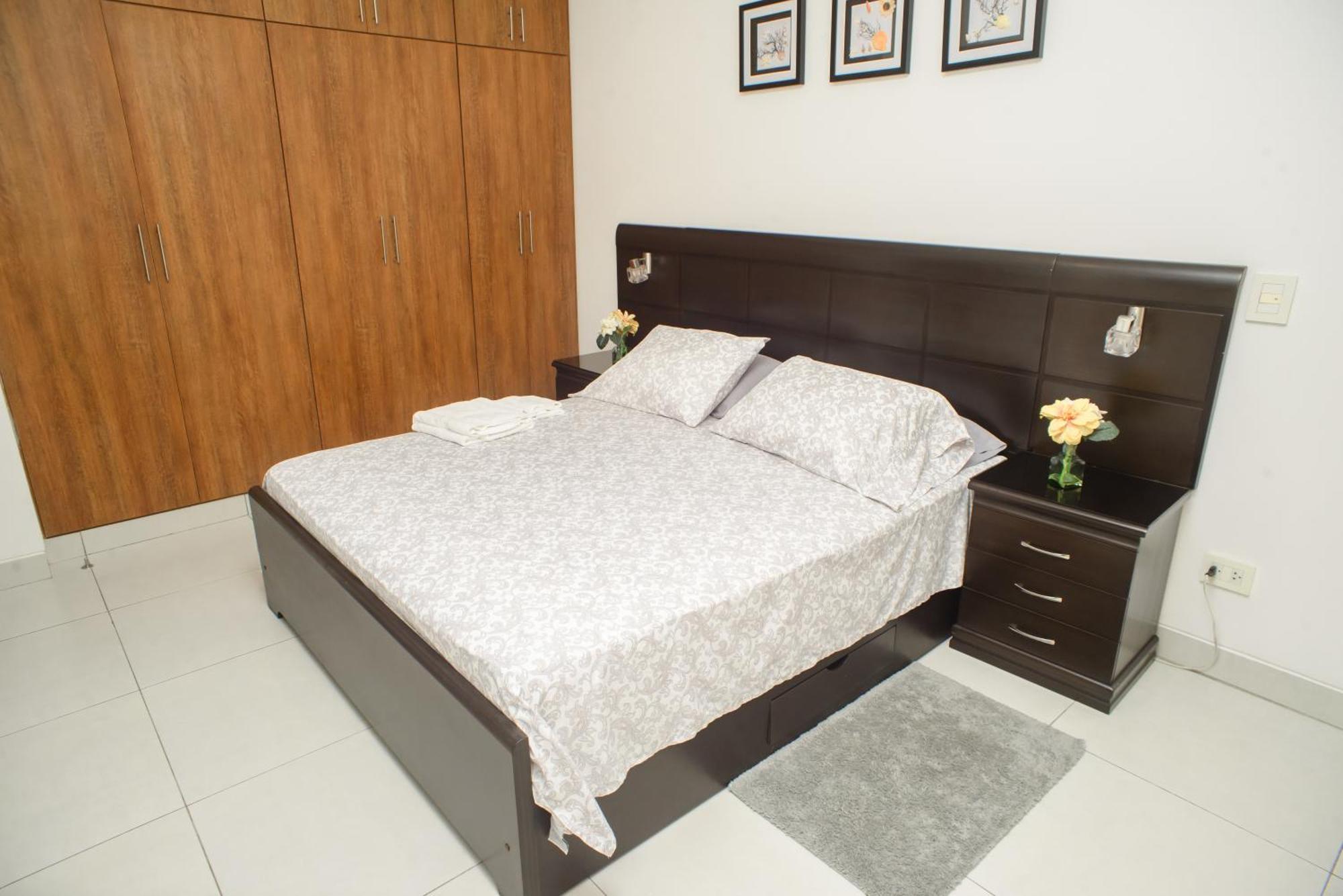 סנטה קרוז דה לה סיירה Downtown Apartments "Altos Del Sur" מראה חיצוני תמונה