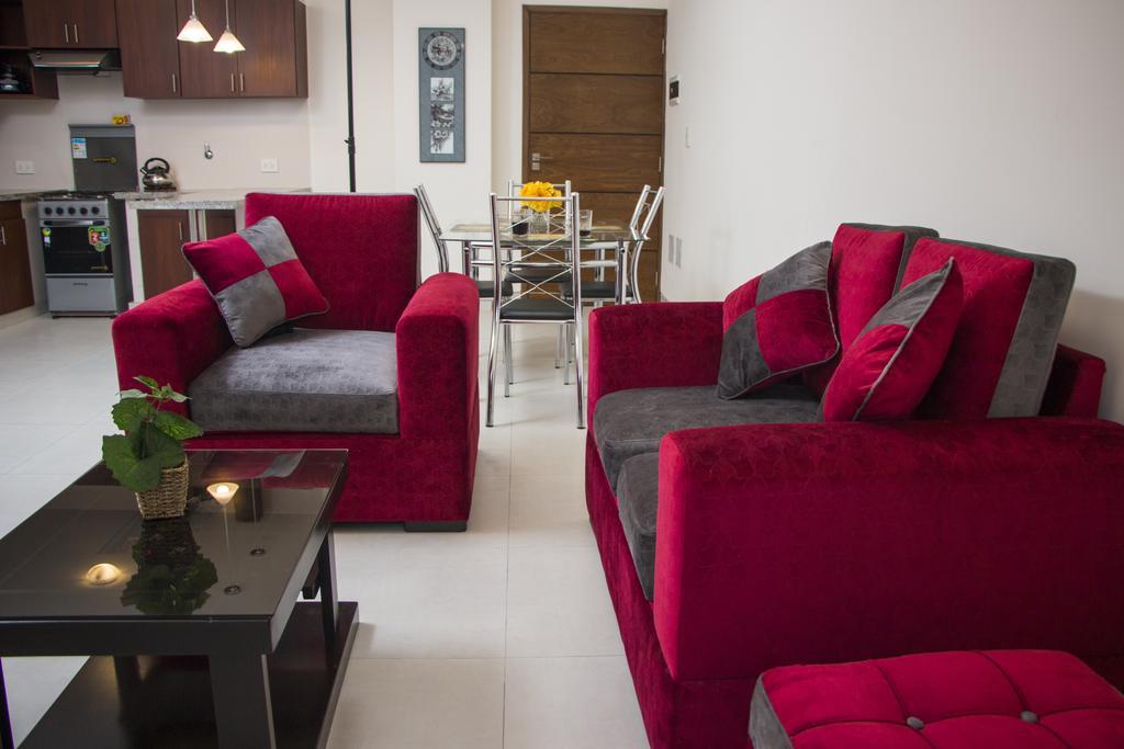 סנטה קרוז דה לה סיירה Downtown Apartments "Altos Del Sur" מראה חיצוני תמונה